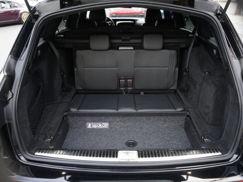 Used 2020 Mercedes-Benz E 450 4MATIC Wagon w/ Premium Package image 22