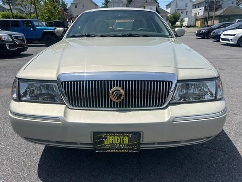 Used 2004 Mercury Grand Marquis GS RWD image 9