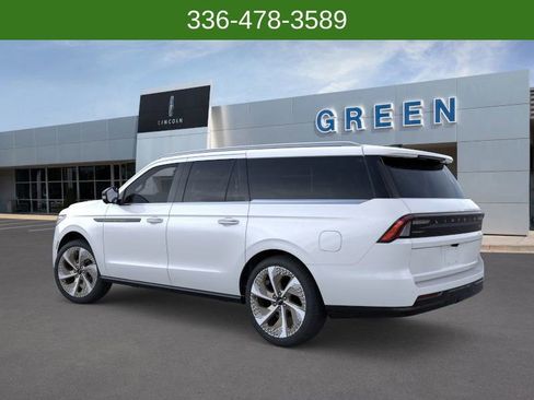 New 2025 Lincoln Navigator L Black Label image 4