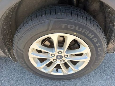 Used 2020 Ford Escape SE AWD/4WD image 12