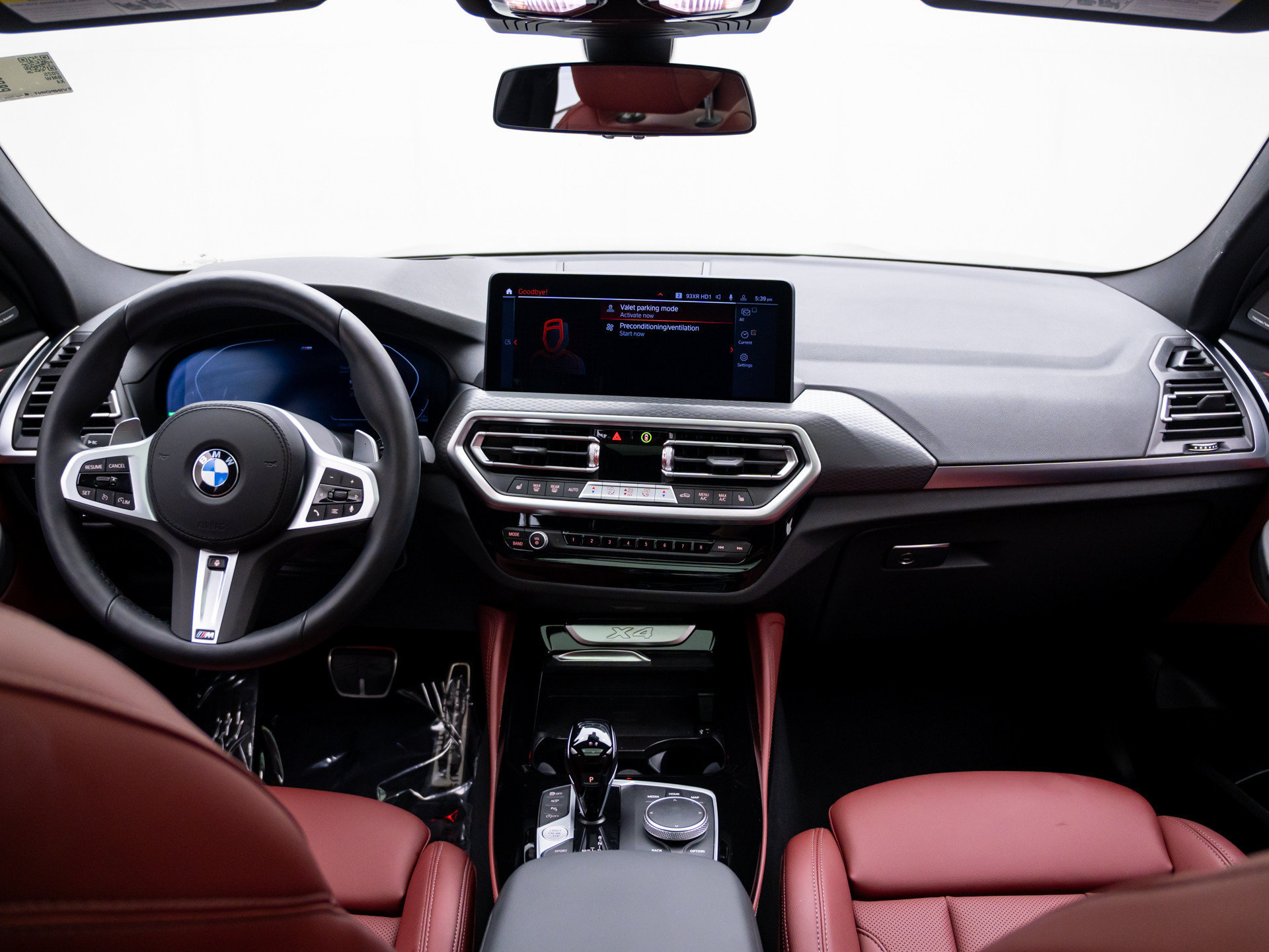 Used 2025 BMW X4 xDrive30i AWD/4WD image 10