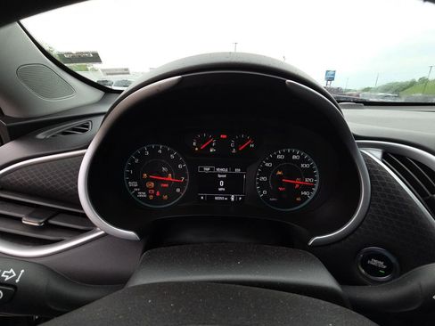 Used 2023 Chevrolet Malibu LT FWD image 9