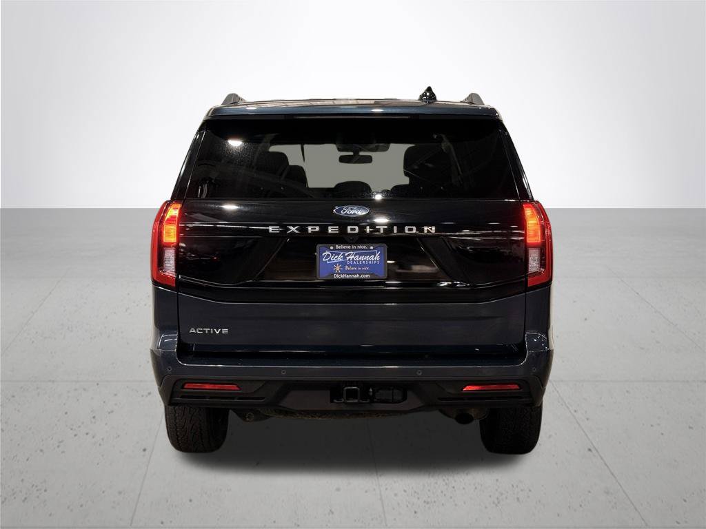 Used 2025 Ford Expedition Active AWD/4WD image 11