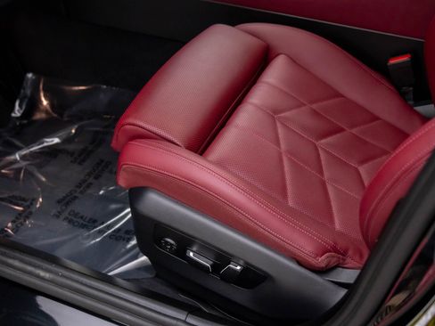 Certified 2025 BMW 540i xDrive image 15