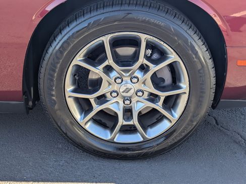 Used 2017 Dodge Challenger GT w/ Technology Group image 9