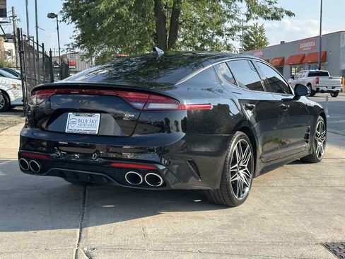 Used 2023 Kia Stinger GT2 AWD/4WD image 5
