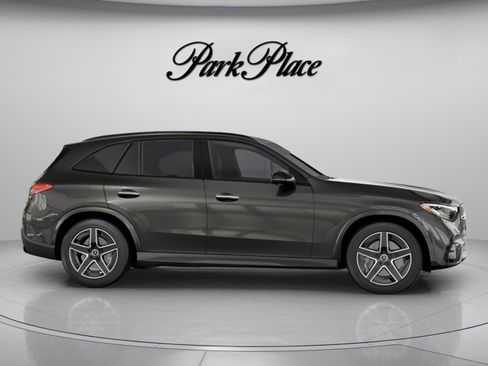 Used 2026 Mercedes-Benz GLC 300 image 27