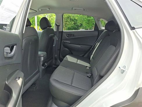 Certified 2023 Hyundai Kona SEL AWD/4WD image 19