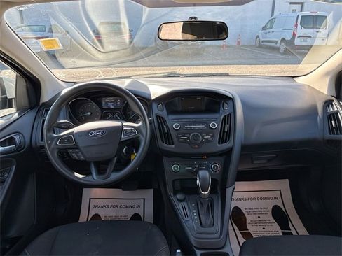 Used 2018 Ford Focus SE image 18
