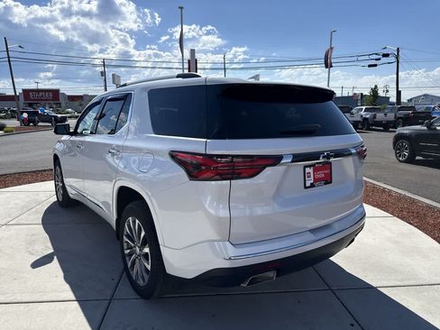 Used 2023 Chevrolet Traverse Premier AWD/4WD image 5