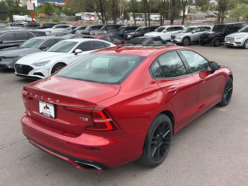Used 2019 Volvo S60 T5 R-Design FWD image 7