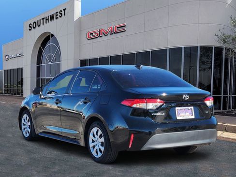 Used 2024 Toyota Corolla LE image 4