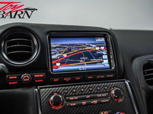 Used 2013 Nissan GT-R Black Edition image 42