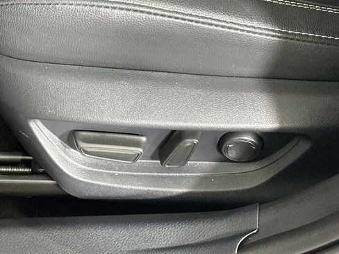 Certified 2025 Toyota Camry SE FWD image 13
