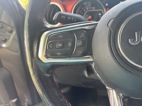 Used 2021 Jeep Wrangler Unlimited Rubicon AWD/4WD image 19