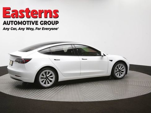 Used 2021 Tesla Model 3 Standard Range Plus image 41