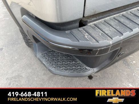 Used 2023 Chevrolet Silverado 1500 ZR2 image 26