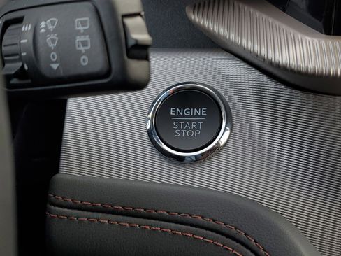 New 2025 Ford Explorer Active w/ Active Comfort Package image 28