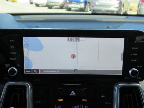 Used 2023 Kia Sorento SX Prestige image 22