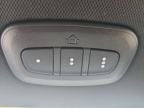 New 2025 Jeep Grand Cherokee Limited image 36