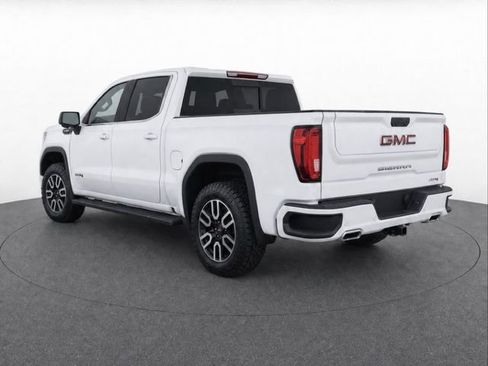 Used 2022 GMC Sierra 1500 AT4 w/ AT4 Premium Package AWD/4WD image 4