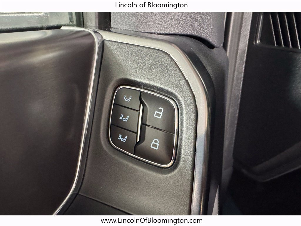 Used 2026 Ford F250 Platinum AWD/4WD image 45