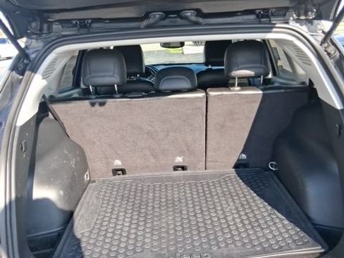 Used 2018 Jeep Compass Limited AWD/4WD image 26