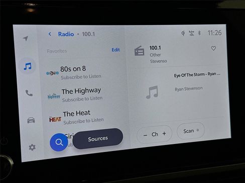 Used 2025 Toyota Camry SE image 14