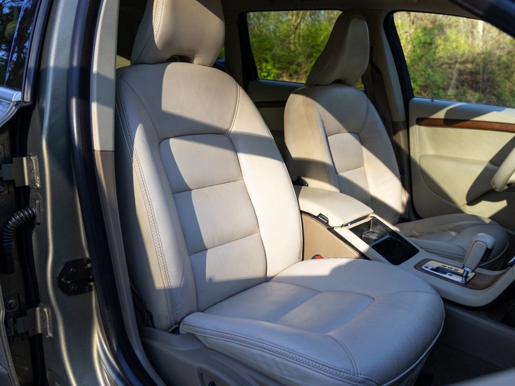 Used 2010 Volvo XC70 3.2 AWD/4WD image 39