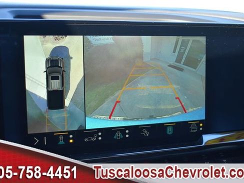 Used 2023 Chevrolet Silverado 1500 ZR2 w/ Technology Package image 37