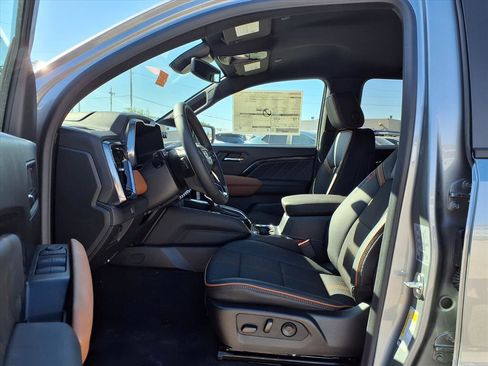 New 2026 GMC Canyon AT4 image 14