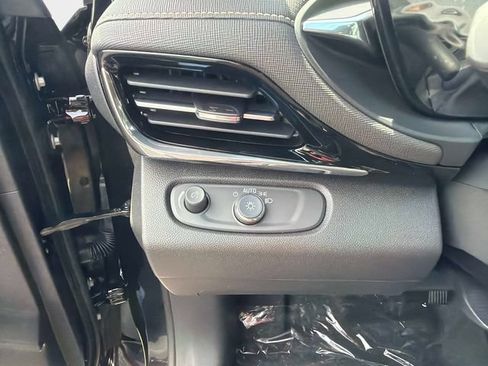 New 2026 Buick Envista Avenir FWD image 30