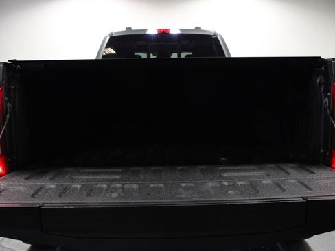 Used 2022 Ford F450 Limited w/ FX4 Off-Road Package image 14