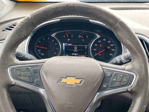 Used 2016 Chevrolet Malibu LT image 7