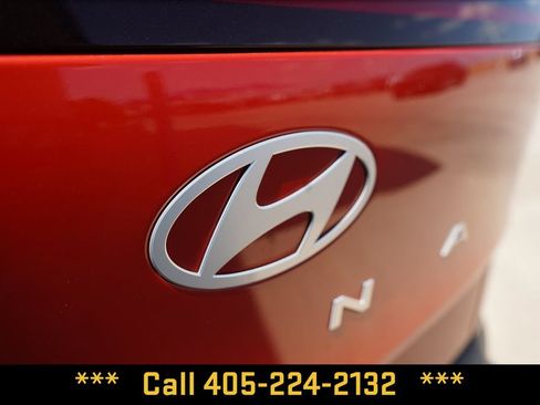 Used 2025 Hyundai Kona SEL AWD/4WD image 5