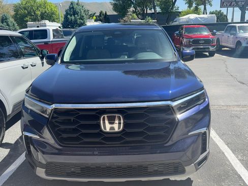 Used 2025 Honda Pilot EX-L image 1