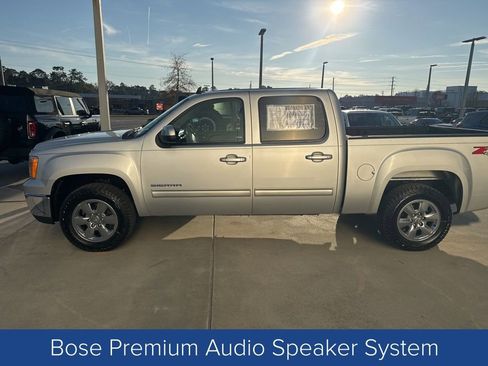 Used 2012 GMC Sierra 1500 SLT w/ Suspension Package, Off-Road image 4