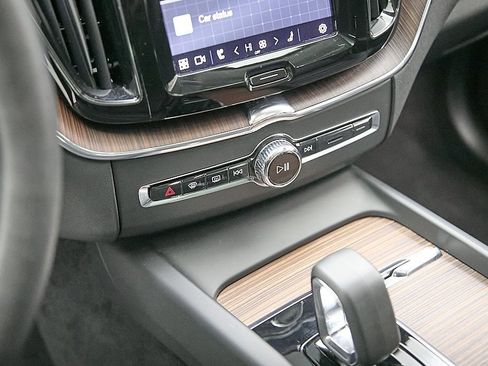 Certified 2023 Volvo XC60 T8 Plus w/ Climate Package image 17