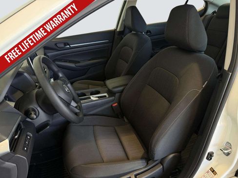 Used 2025 Nissan Altima 2.5 S FWD image 26