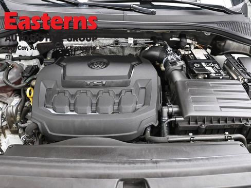 Used 2024 Volkswagen Tiguan SE image 7