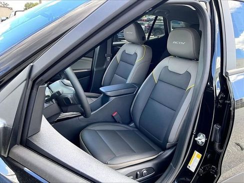 New 2026 Chevrolet Trax ACTIV w/ Driver Confidence Package FWD image 10