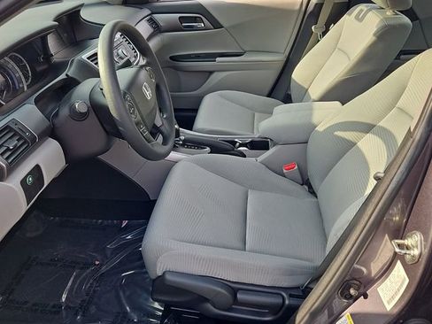 Used 2015 Honda Accord LX image 11