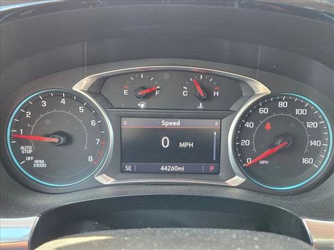 Used 2021 Chevrolet Traverse LT FWD image 12