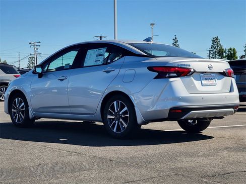 New 2025 Nissan Versa SV w/ Trunk Package image 2