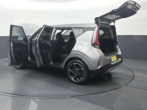 Used 2023 Kia Soul EX FWD image 39