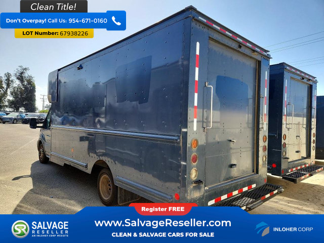 Used 2021 Ford Transit 350 DRW RWD image 3