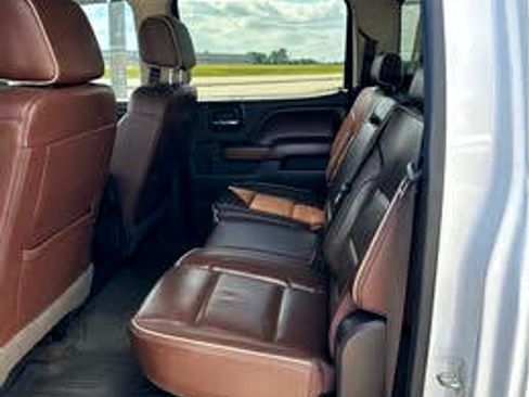 Used 2016 Chevrolet Silverado 2500 High Country w/ Duramax Plus Package image 10