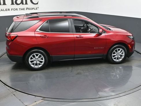 Used 2024 Chevrolet Equinox LT image 38