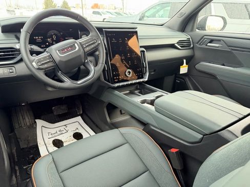 New 2026 GMC Acadia AT4 w/ Luxury Package AWD/4WD image 32