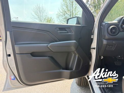 New 2026 Chevrolet Colorado Trail Boss AWD/4WD image 13